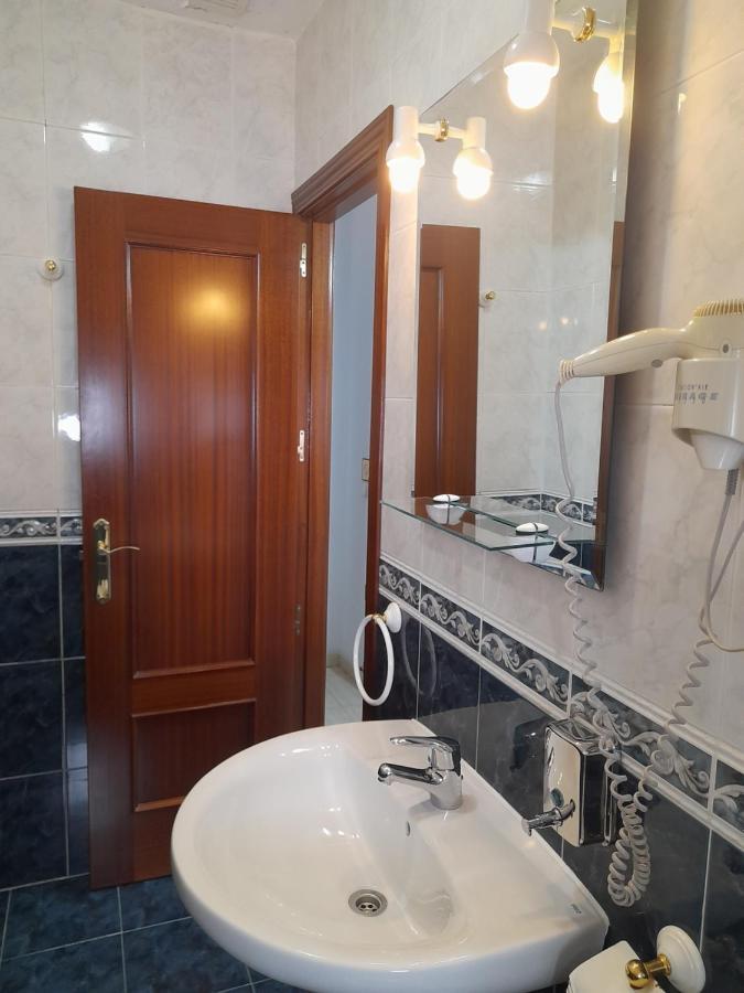 Hostal Salome Madrid Exterior foto