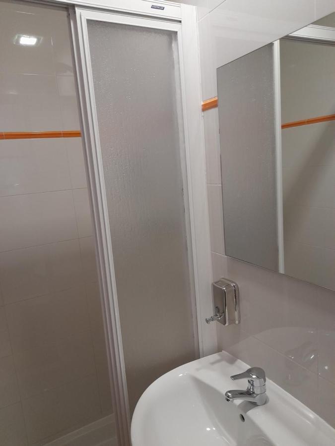 Hostal Salome Madrid Exterior foto
